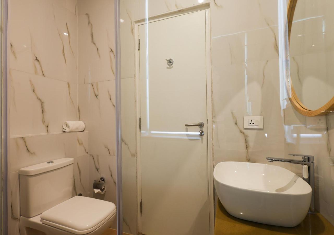 Bloom Hotel - Golf Course Road, Sector 43 Gurgaon Exterior foto